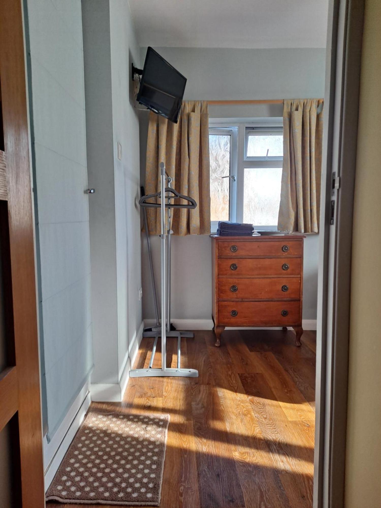 Cheltenham Studio Apartment Exteriör bild